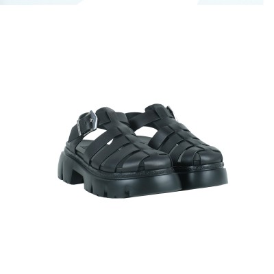 Sun Trekka Rubber Sandal in Black