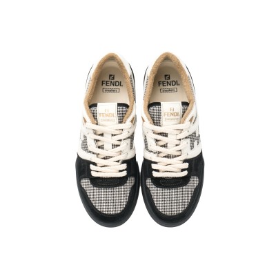 Match Low tops sneakers in Black/White Suede