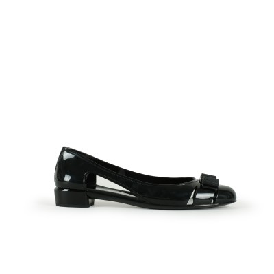 Jelly Ballet Flat With Vara Bow in Black