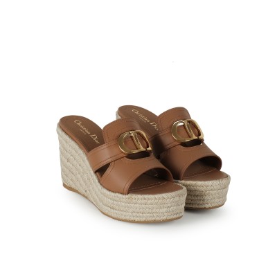 30 Montaigne Wedge Slide in Cuir