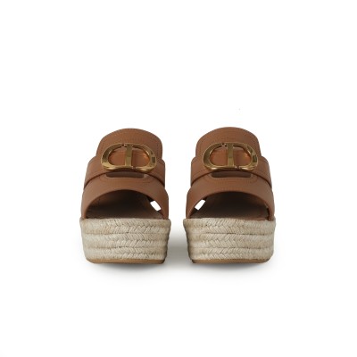 30 Montaigne Wedge Slide in Cuir