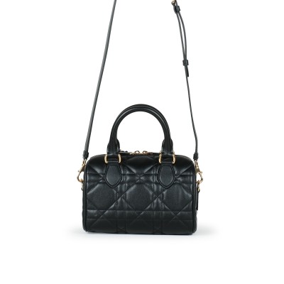 Groove 20 Bag Macrocannage Calfskin in Black