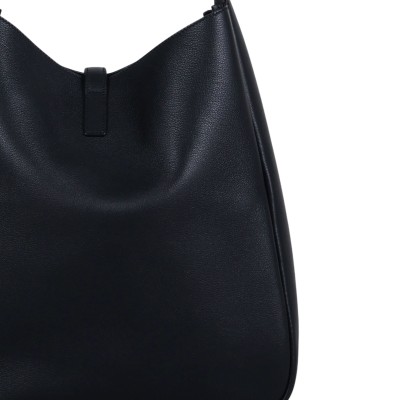 Le 5 A 7 Supple Large In Grained Leather Black