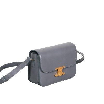 Classique Triomphe Bag in Shiny Calfkin Pebble