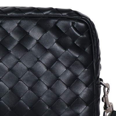 Intrecciato Pouch With Wristlet Black Silver