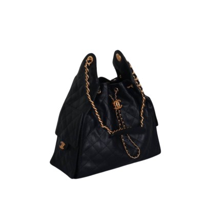 Chanel 25 Medium in Black Caviar GHW