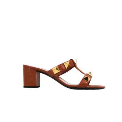 Roman Stud Chunky Heel 6cm Seleria