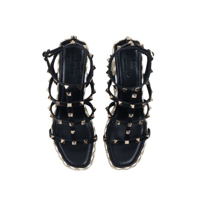 Rockstud Calfskin Wedges Sandal Platino Black