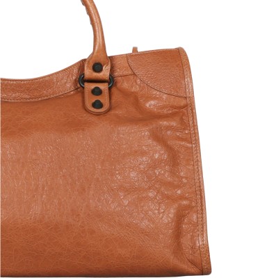 Le City Bag Medium in Camel Lambskin